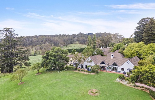 East Bowral Villa | Villa 6 Milton Park situated in the beautiful & historic Milton Park Grounds