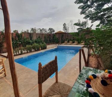 District of Sidi Youssef Ben Ali Villa | Villa 6 pers avec piscine privée 10 min du centre 0 vis-à-vis