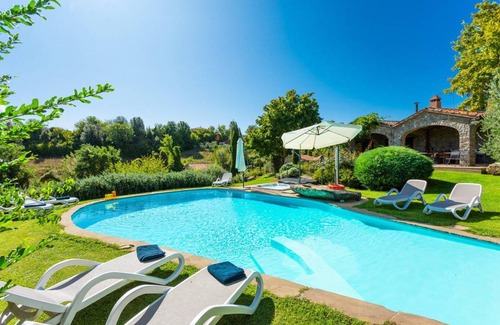 Parrano Villa | Villa ∙ 8 bedrooms ∙ 16 guests