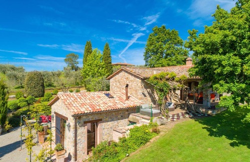 Parrano Villa | Villa ∙ 8 bedrooms ∙ 16 guests