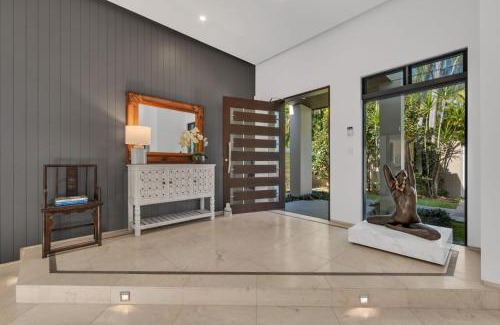 Mount Coolum House | Villa 8 The Lakes