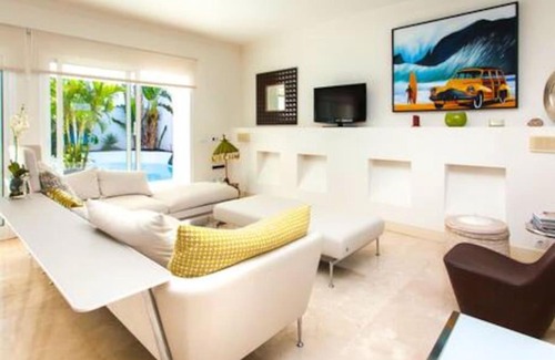 Geafond Villa | Villa 81
