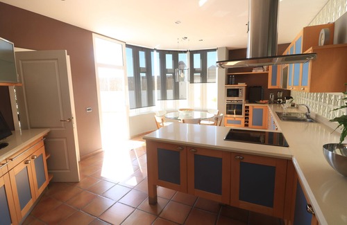 Acoran Villa | Villa Atlántico is a villa with pool, with magnificent views over the sea.