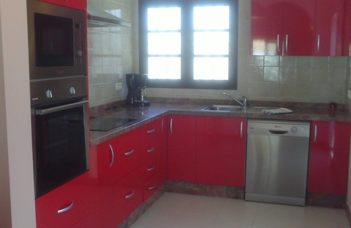 Costa Teguise House | VILLA ACORAN LOCATED 1000 METERS FROM LAS CUCHARAS BEACH.