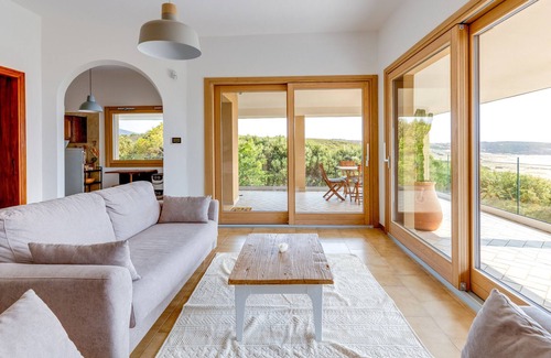 Pistis Villa | Villa 'Ada' with Sea View, Wi-Fi and Air Conditioning