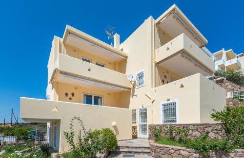 Lavreotiki Villa | Villa Adamite