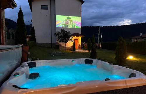 Samokov Apartment | Villa ADELHEIDE - Spa, BBQ & Jacuzzi
