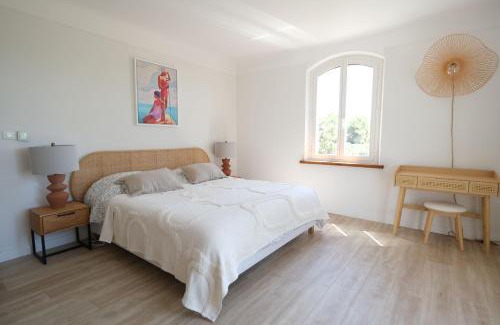 Mouries Villa | Villa air-conditioning heated pool Alpilles view Mouries LS1-455