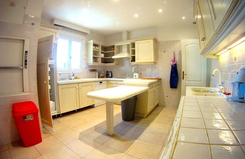 Village of Castellet Villa | Villa aircon, indoor pool heated, paradis for children, pin-ball, WLAN free