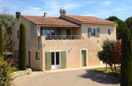 Village of Castellet Villa | Villa aircon, indoor pool heated, paradis for children, pin-ball, WLAN free
