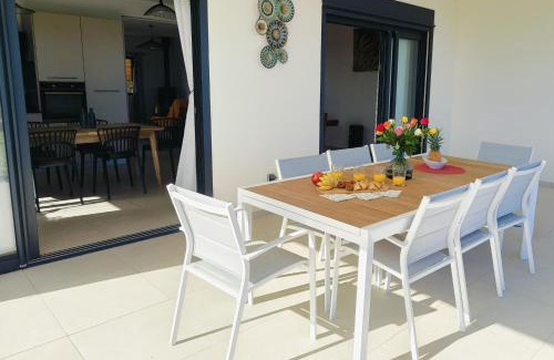 Saint-Paul Villa | Villa ALAMANDA - Les Emeraudes du Guillaume