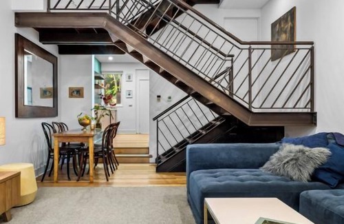 Albert Park Apartment | Villa Alba: 3BR Albert Park Brilliance & Location