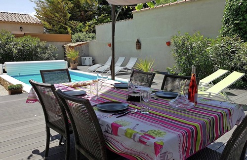 Tavel Villa | Villa Alba: Sunlit Comfort in Lirac