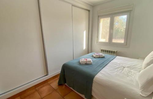 Torre-Pacheco Villa | Villa Alegre - 2 bed villa with private heated pool on Mar Menor Golf - family friendly