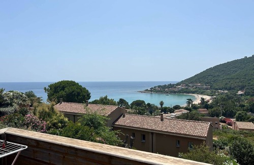 Tarcu House | VILLA ALMA - Classé 3*-IN FRONT OF THE SEA