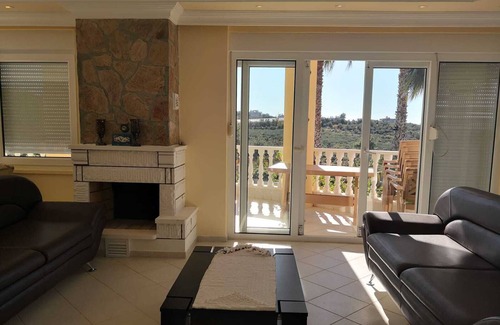 Alanya Villa | VILLA ALTAY - 400M2 - 13 PEOPLE CAN STAY - BIG POOL - GARDEN BARBEQUE