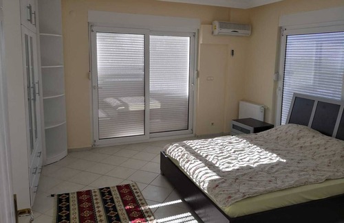 Alanya Villa | VILLA ALTAY - 400M2 - 13 PEOPLE CAN STAY - BIG POOL - GARDEN BARBEQUE