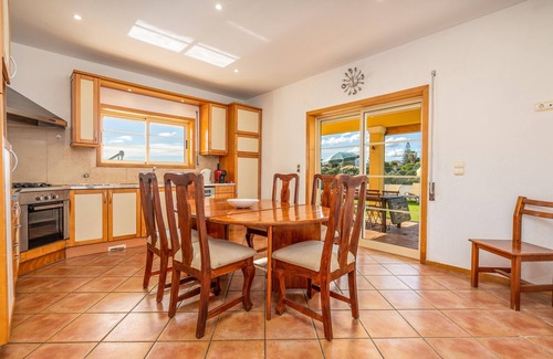 Alvor Villa | Villa 'Alvor' with Sea View, Wi-Fi and Air Conditioning