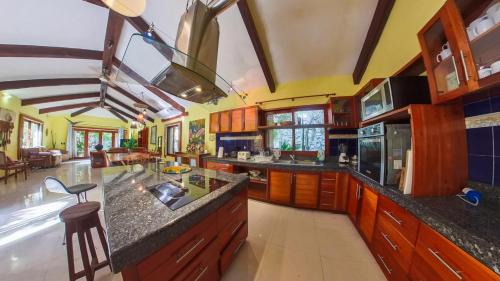 Akumal Villa | Villa Amable, Lujo entre Selvas y Lagunas