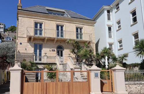 Ventnor House | Villa Amanti Apartment