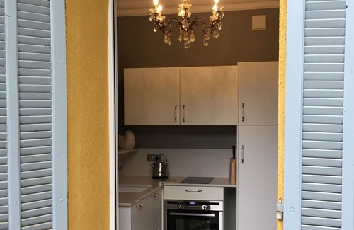 Couronne Urbaine House | Villa Amara