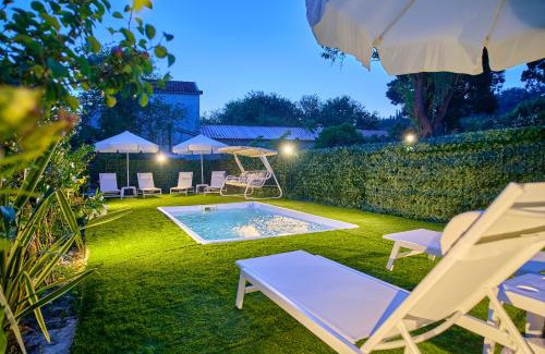 Peroulades Apartment | Villa Amarilda - Private Pool & Garden in Corfu