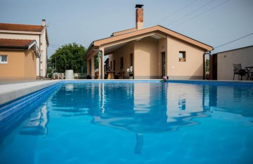 Trn Villa | Villa Ambrić