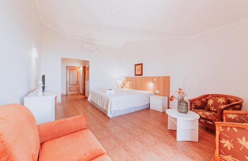 Prazeres House | Villa Amore Accommodation