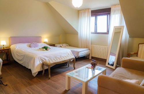 Santillana del Mar Apartment | Villa Amore