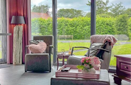 Alphen House | Villa Amore