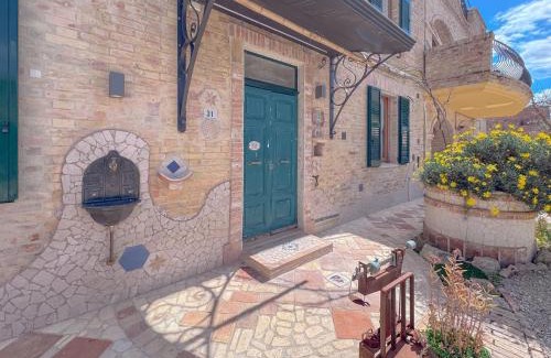 San Benedetto del Tronto Apartment | Villa Antolina - Il Cielo In Una Stanza by Host Hero