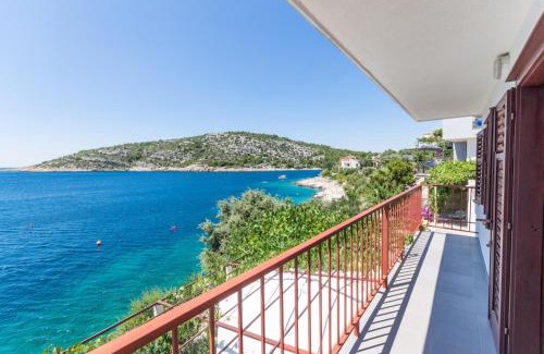 Razanj House | Villa Ana