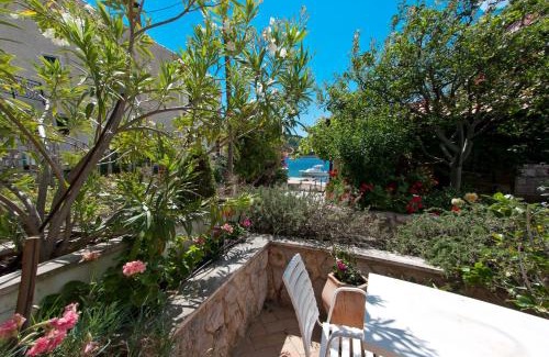 Stikovica Apartment | Villa Ana