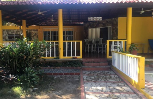 Sabana Palenque Villa | Villa Ana-Paz y Tranquilidad en la Playa