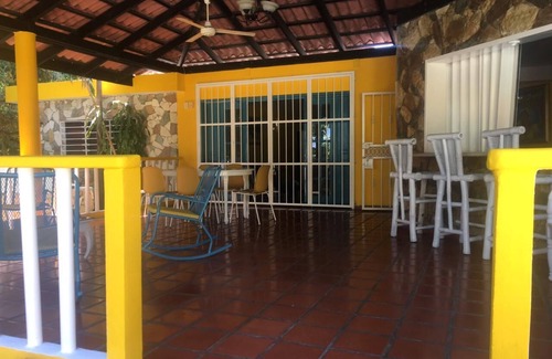 Sabana Palenque Villa | Villa Ana-Paz y Tranquilidad en la Playa