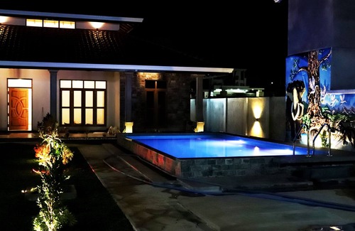 Negombo Villa | Villa Ananthaya