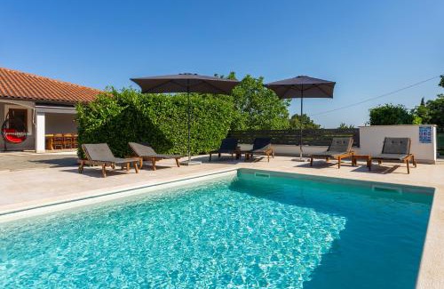 Bicici Villa | Villa Anavi