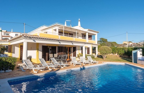 Cerro de Aguia Villa | Villa Andrea Cerro De Aguia - just 500m from local restaurants
