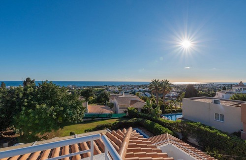 Cerro de Aguia Villa | Villa Andrea Cerro De Aguia - just 500m from local restaurants