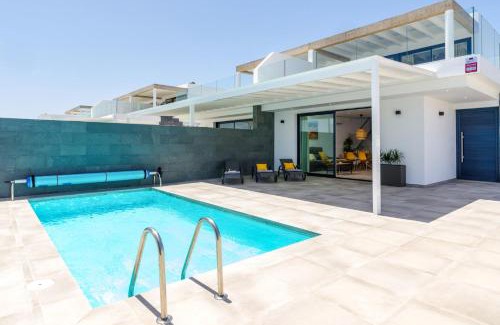 Puerto Calero Villa | Villa Andrea del Mar by Villa Plus