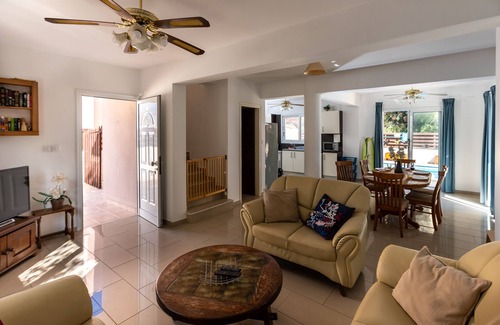 Pernera Villa | Villa Anemonie by STAY BnB