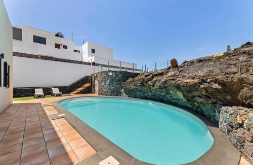 Tahiche Villa | Villa Angel
