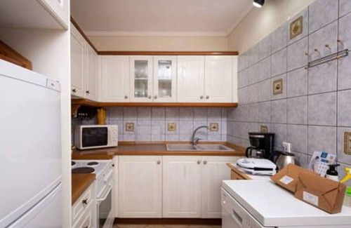 Katavolos House | Villa Angeliki by Tsiolis family ★ 30m from beach