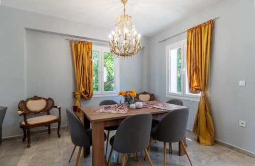 Sinarades House | Villa Angelique
