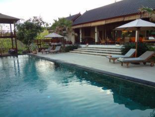 Sawangan House | Villa Anjing