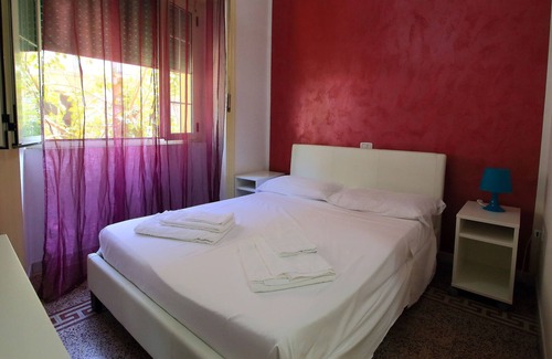 Praia a Mare Bed & Breakfast | VILLA ANNA BED AND BREAKFAST