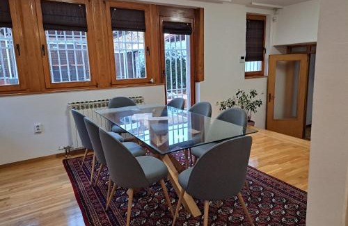Sarajevo Apartment | Villa Anni