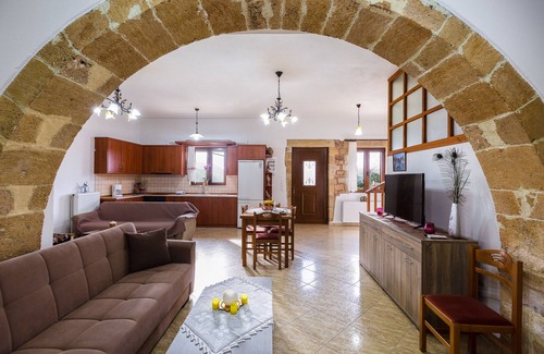 Monopari Villa | Villa Antheon - Three Bedroom Villa with Private Pool