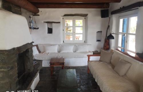 Ampelas Villa | Villa Antinaxos