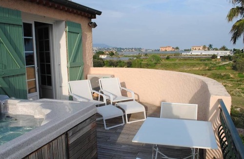 Cagnes-sur-Mer Bed & Breakfast | Villa Antoline